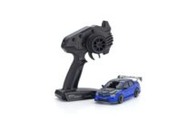 MINI-Z AWD SUBARU IMPREZA avec kit Aero et capot CFRP Bleu métallisé 32653BL