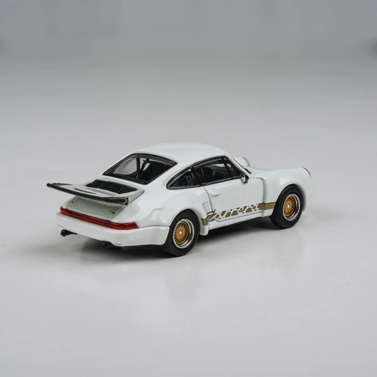 1/64 PARAGON-MODELS - PORSCHE - 911 CARRERA RSR 3.0 COUPÉ LHD 1973 PA-55795 – Image 2