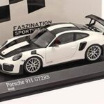 Minichamps 413067278 - Porsche 911 (991 II) GT2 RS Weissach Package 2018 Jantes blanc/argenté 1:43