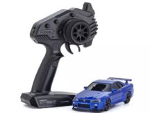 Kyosho Mini-Z AWD Nissan Skyline GT-R R34 V.spec II Nur Bleu Métallisé MA-020 Kit Voiture Readyset RTR EP avec Radio KT-531P