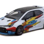 Toyota GR Corolla Widebody blanche au 1/64 - Design de Jon Sibal - Tarmac Works GLOBAL64